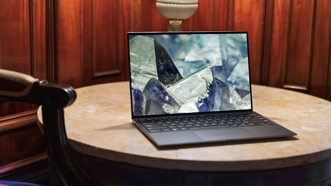 How to Avoid Tilt During Long Poker Sessions: A Mental Game Blueprint — Photo by Dell on Unsplash